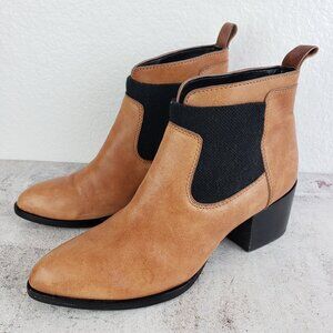 Calvin Klein Cognac Leather Ankle Boots Elastic Almond Toe size 8.5 Brown Black